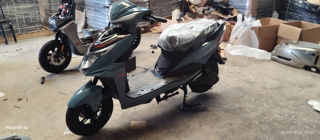 VOLNEX Double Light Electric Scooter